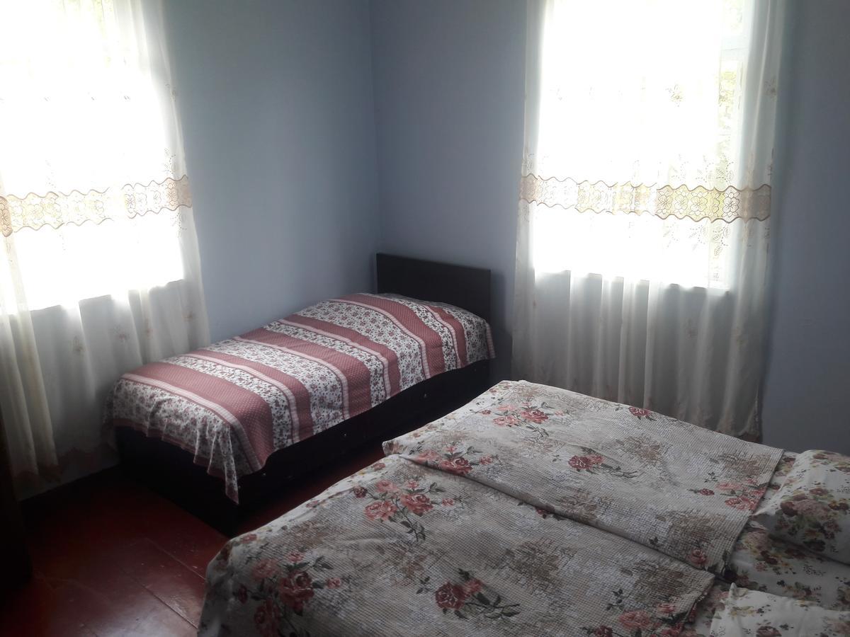 Joni Guest House Batumi Exterior photo